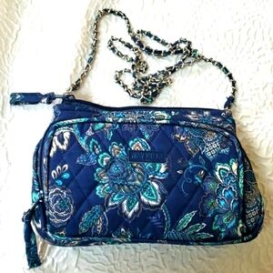 Weaverly Blue Floral Quilted Small Pocketbook With Cloth and Silver Chain Strap.